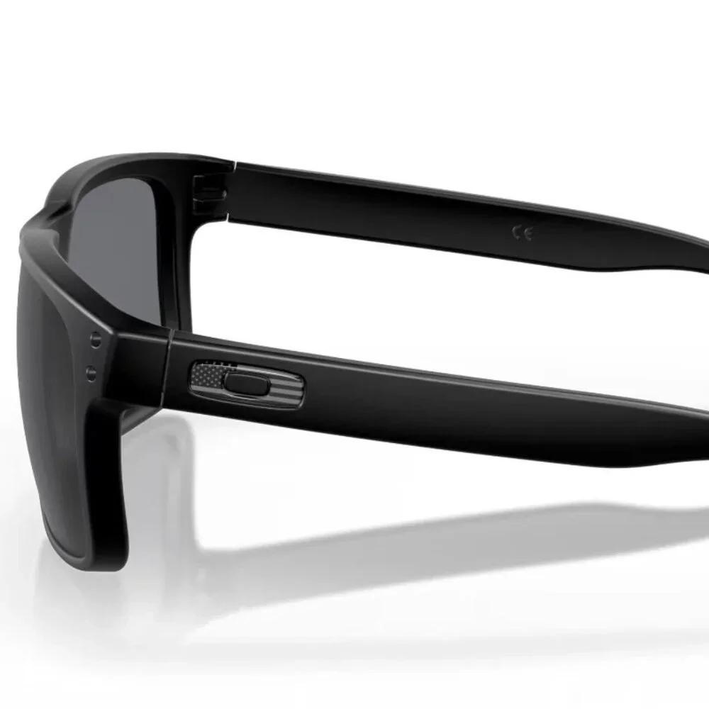 NEW OAKLEY OO9102-E555 Holbrook USA Flag Sunglasses Matte Black /Prizm Lens 57mm
